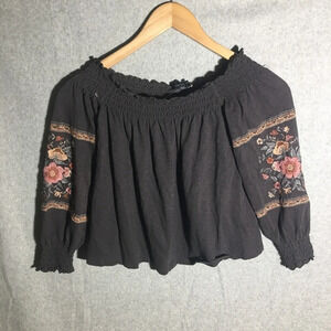 Womens American Eagle Blouse Embroidered Sleeves Off the Shoulder Feminine Boho
